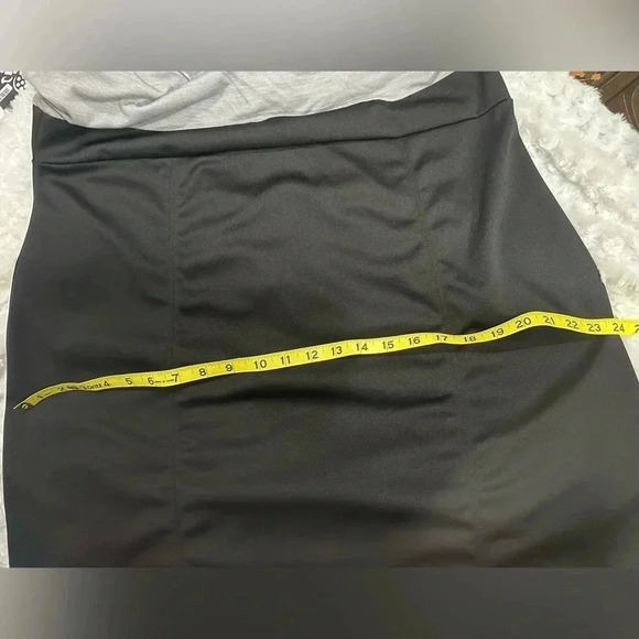 Dots Women’s Jeweled Grey & Black Short Sleeve Dress - Picture 15 of 15